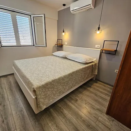 Apartmani Nikmar Makarska Exterior photo